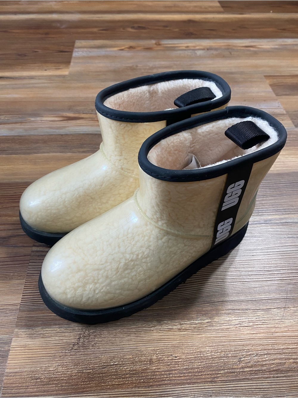 UGG Classic Clear Mini Boots